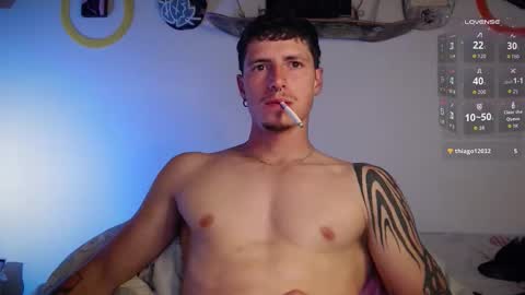 Snapshot of jamesss____ chatting on October 6, 1:01 am jamesss____ online show from October 6, 1:01 am