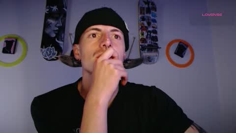 jamesss____ online show from November 16, 4:58 am