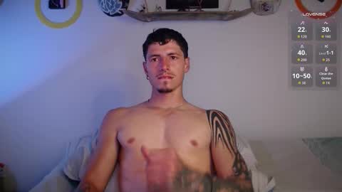 Snapshot of jamesss____ chatting on September 30, 5:29 am jamesss____ online show from September 30, 5:29 am