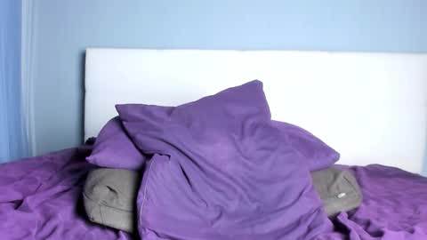 James Strong online show from February 28, 1:31 am