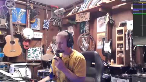 Snapshot of jameswebbscope chatting on October 6, 6:42 am Jameswebbscope online show from October 6, 6:42 am