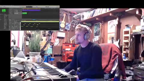 Snapshot of jameswebbscope chatting on February 27, 10:11 am Jameswebbscope online show from February 27, 10:11 am
