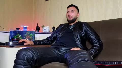 Robbie online show from September 18, 7:45 am