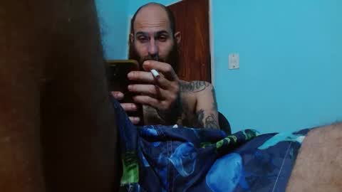 Snapshot of jammes_owen chatting on March 6, 5:00 pm Jammes. online show from March 6, 5:00 pm