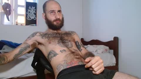Snapshot of jammes_owen chatting on September 21, 1:04 pm Jammes. online show from September 21, 1:04 pm