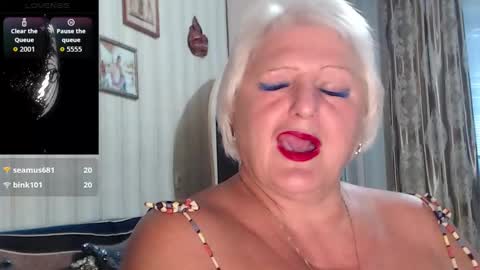 Snapshot of jane_beech chatting on October 7, 2:13 pm JaneBeech online show from October 7, 2:13 pm