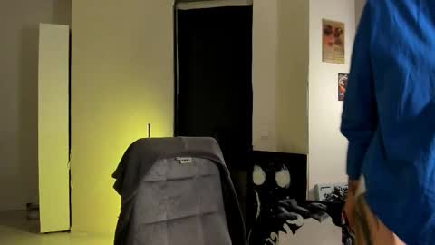 Jane online show from November 16, 7:27 pm