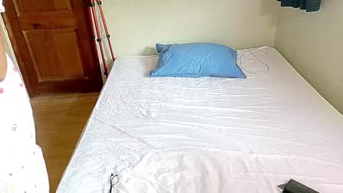 Jane Clarkys online show from December 4, 6:55 pm