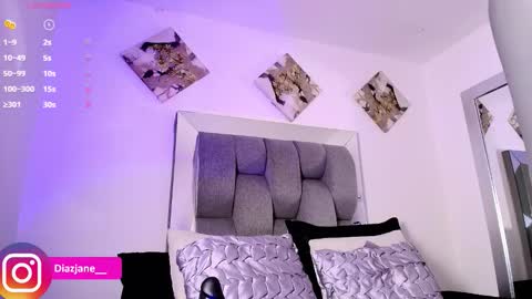 Jennifer online show from March 8, 2:04 am