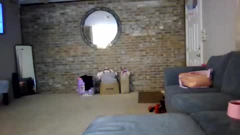 MaggieJane online show from February 5, 7:01 am