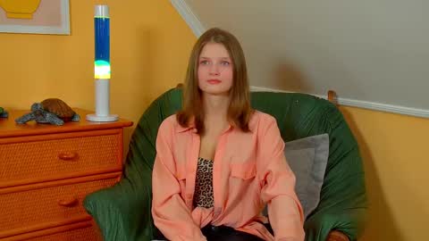 Snapshot of janerosen chatting on October 18, 8:07 am jane online show from October 18, 8:07 am