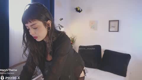 Snapshot of janne_maybe chatting on October 3, 3:31 pm jmaybe e online show from October 3, 3:31 pm