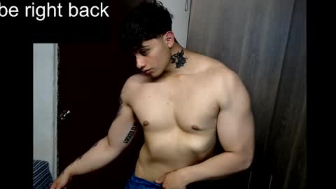 Jareth online show from February 10, 8:31 pm