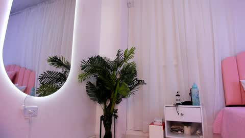      online show from January 14, 6:24 am