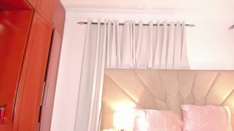 jasmin_melons online show from December 17, 3:24 am