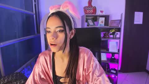 jasmin_skinny online show from November 20, 2:21 am