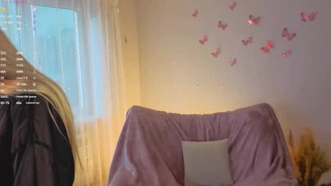 Chloe online show from February 27, 7:23 am