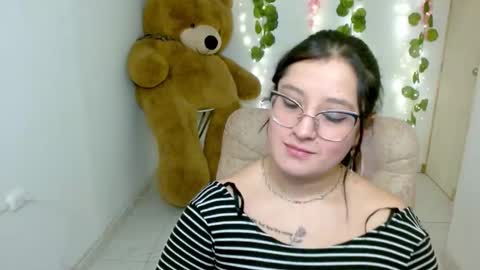 jasmine609087 online show from November 25, 3:22 pm