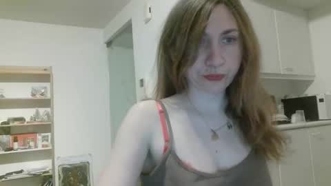 JasmineGlamour online show from April 22, 12:40 am