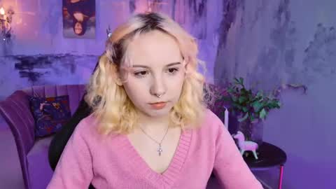 Jasmine online show from March 6, 5:14 am