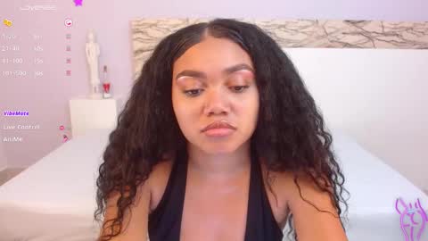 Snapshot of jasminerose7 chatting on February 25, 7:52 am Jasmine Rose online show from February 25, 7:52 am
