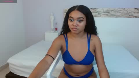 Snapshot of jasminerose7 chatting on February 22, 4:29 am Jasmine Rose online show from February 22, 4:29 am