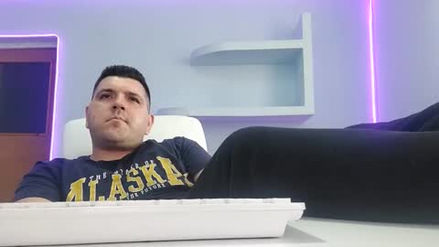 Snapshot of jasonjacks8 chatting on October 9, 11:48 am JasonJacks online show from October 9, 11:48 am