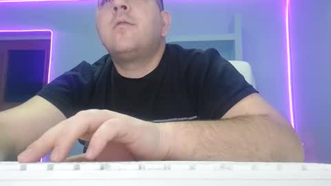 Snapshot of jasonjacks8 chatting on October 11, 3:33 am JasonJacks online show from October 11, 3:33 am