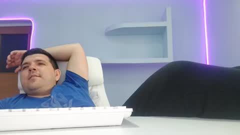 Snapshot of jasonjacks8 chatting on October 1, 7:51 am JasonJacks online show from October 1, 7:51 am