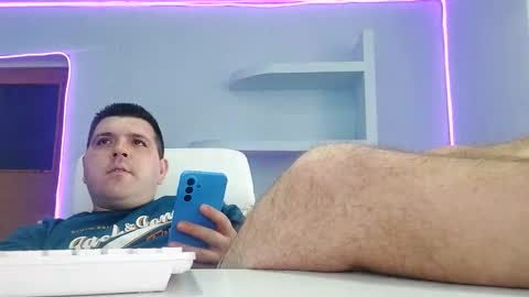 Snapshot of jasonjacks8 chatting on September 20, 11:35 am JasonJacks online show from September 20, 11:35 am