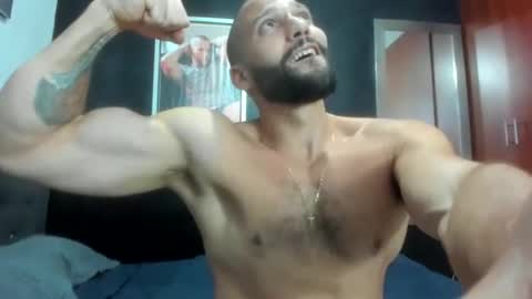 Snapshot of jasonmartiinez chatting on September 26, 7:49 am online show from September 26, 7:49 am