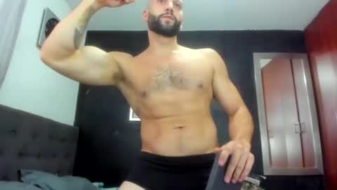 Snapshot of jasonmartiinez chatting on September 21, 9:08 pm online show from September 21, 9:08 pm