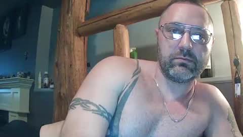 jasonskink99 online show from December 31, 5:29 pm