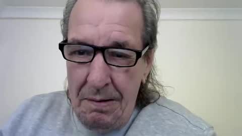 Snapshot of jaspal55 chatting on December 6, 10:44 am jaspal55 online show from December 6, 10:44 am