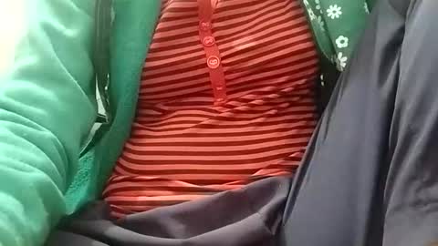 jasspreettt online show from November 19, 3:39 am