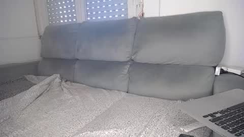 Javier  online show from March 5, 8:10 pm