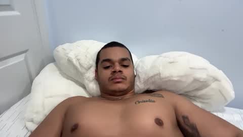 javiSdick online show from February 25, 9:18 pm