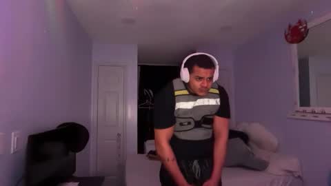 javiSdick online show from February 28, 5:33 am