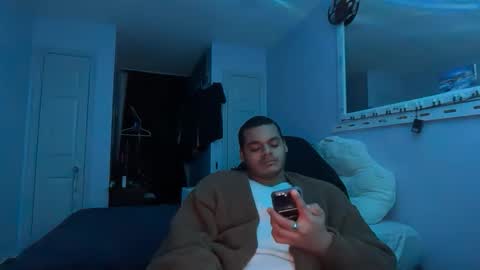 javiSdick online show from March 2, 7:15 am