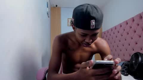 jax_maliq online show from October 31, 4:57 am