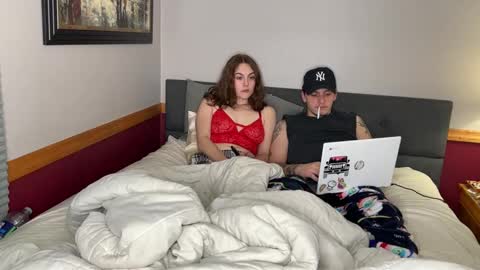 FlameCouple online show from January 7, 2:42 am