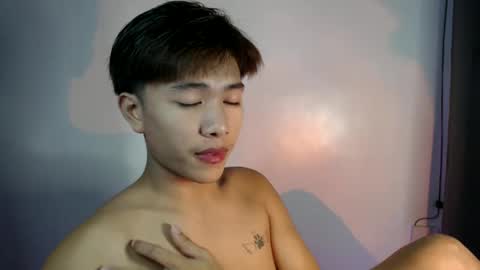 Snapshot of jay_lordx chatting on February 3, 3:17 pm Ur Jaylord online show from February 3, 3:17 pm