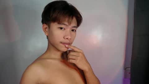 Snapshot of jay_lordx chatting on January 12, 10:12 pm Ur Jaylord online show from January 12, 10:12 pm