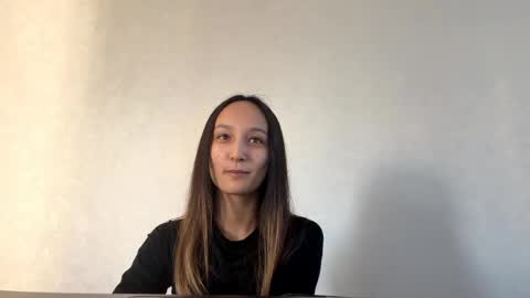 Stacie online show from April 16, 1:44 pm