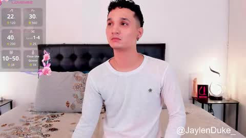 Jaylen and duke online show from March 17, 11:04 am