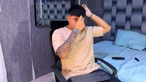 jaze_bradley online show from October 15, 11:33 am