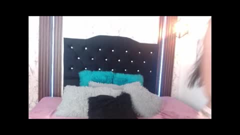 Snapshot of jazmin_ph chatting on September 29, 12:37 pm Jazmin online show from September 29, 12:37 pm