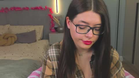 Mira the personal mirage D online show from February 20, 7:16 pm