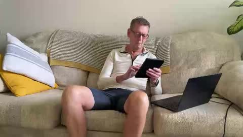 Jon online show from October 21, 11:48 am