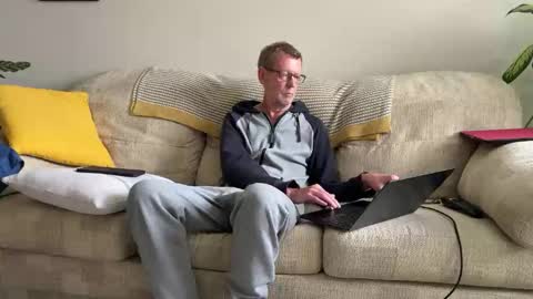 Jon online show from October 4, 3:32 pm